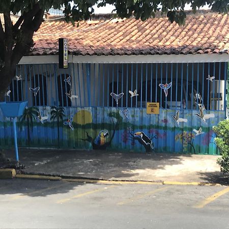 Hotel Pousada Cantinho De Roy Cuiabá Eksteriør bilde